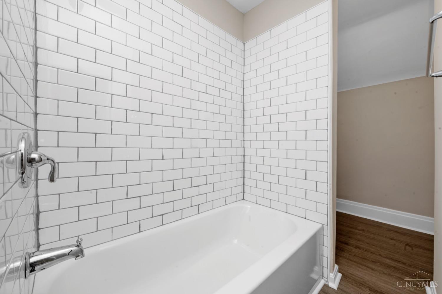 4550 Clearview Avenue, Cincinnati, Ohio image 18