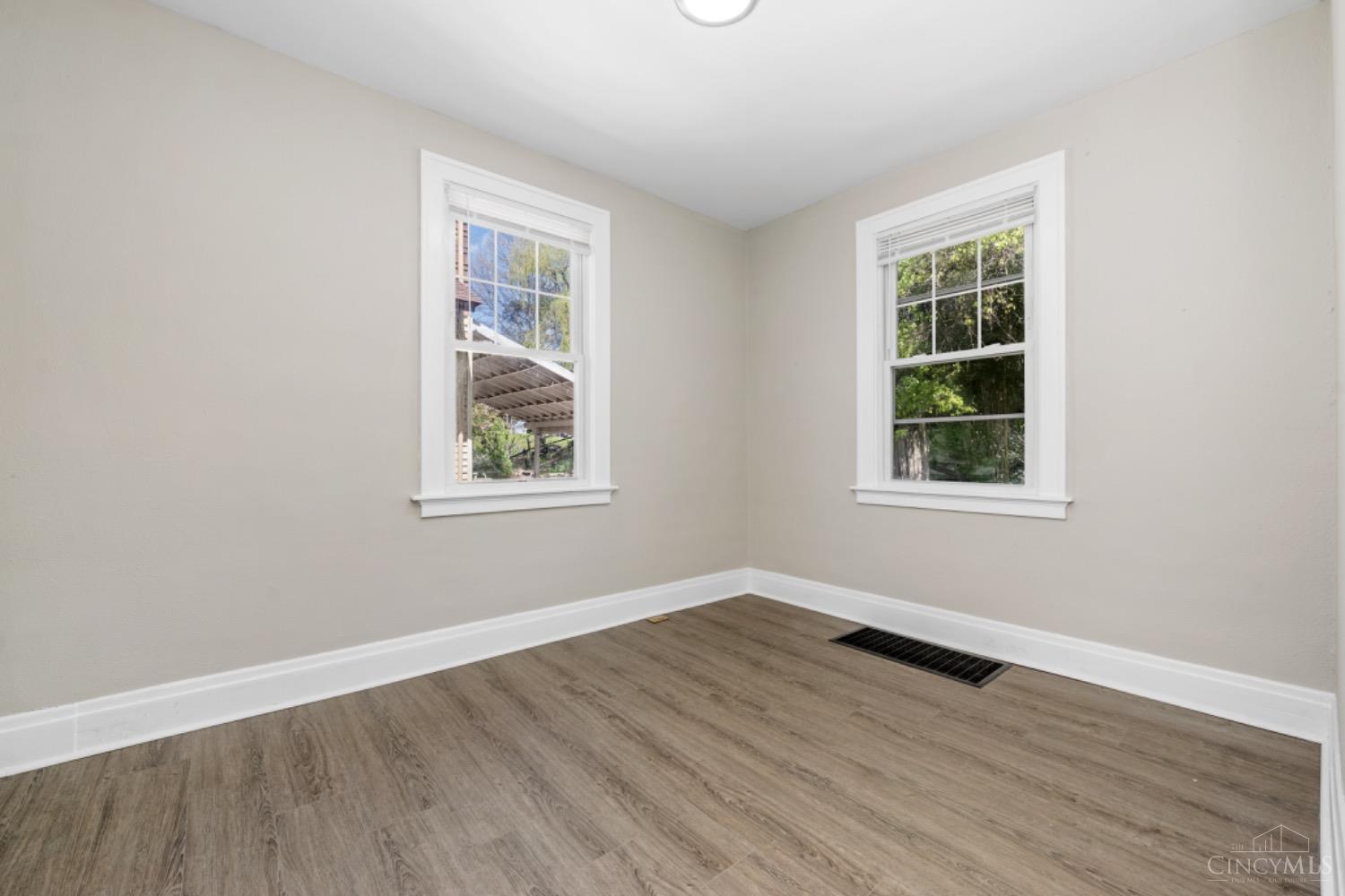 4550 Clearview Avenue, Cincinnati, Ohio image 12