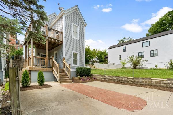 448 Delta Avenue