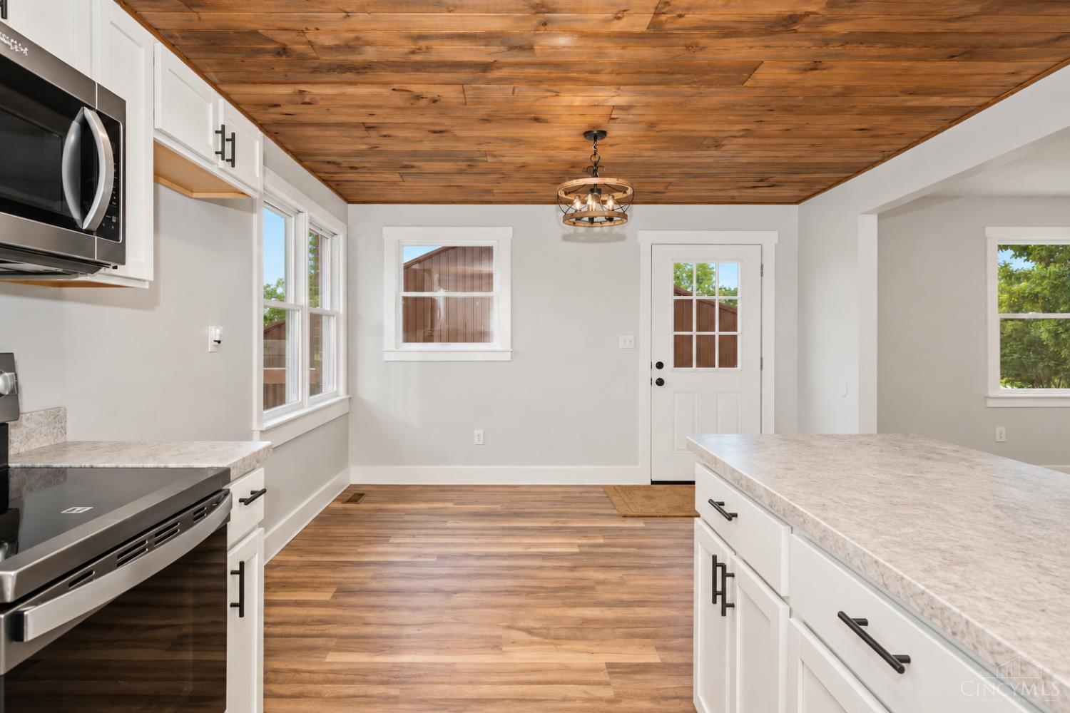 12873 New Hope White Oak Station Rd