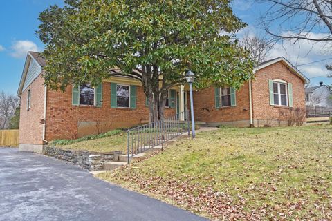 Photo of 2140 Trailwood Drive, Cincinnati, OH 45230 (MLS # 1869850)