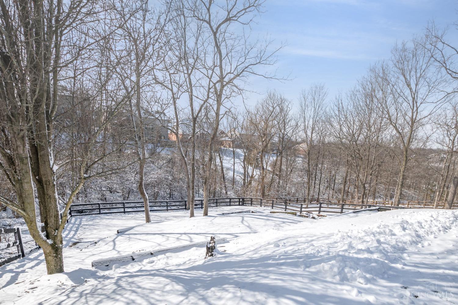 8230 Springleaf Lake Drive, Colerain Twp, Ohio image 25