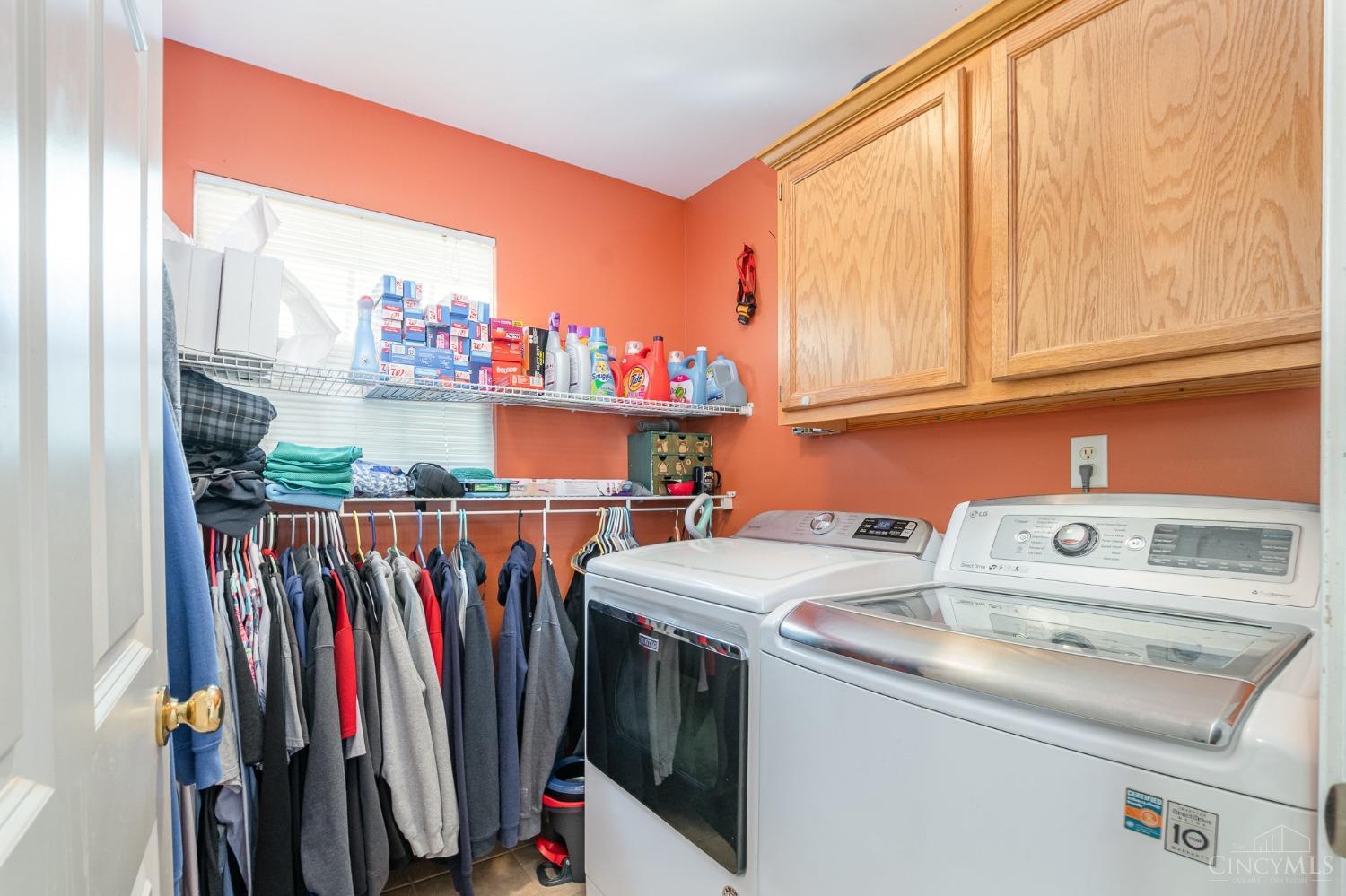 8230 Springleaf Lake Drive, Colerain Twp, Ohio image 18