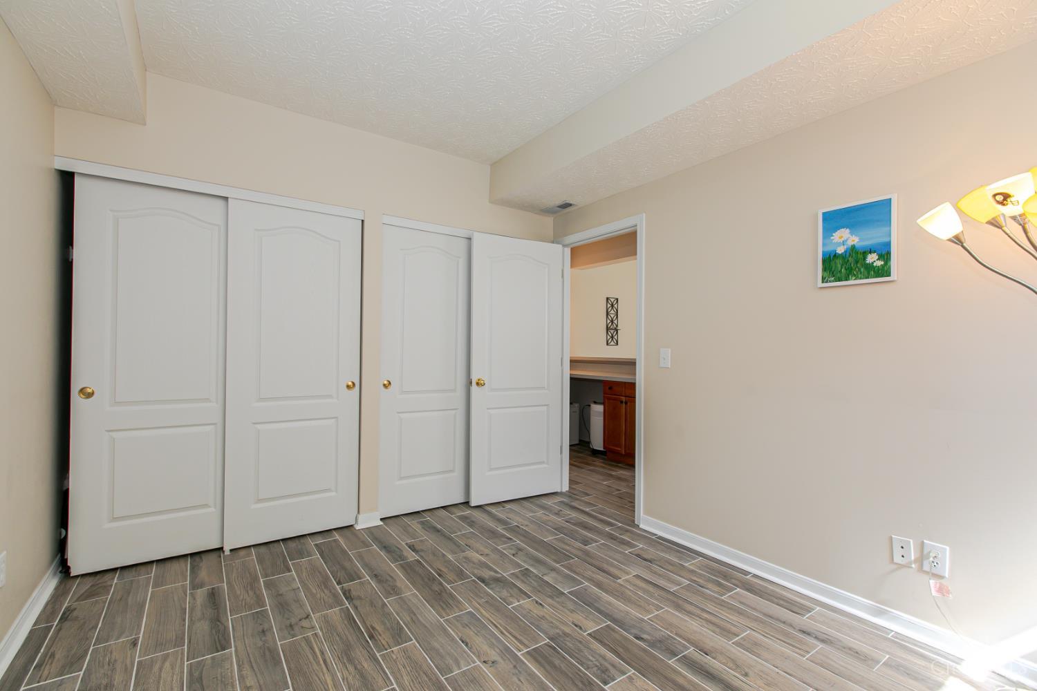 6260 Lake Front, Mason, Ohio image 35