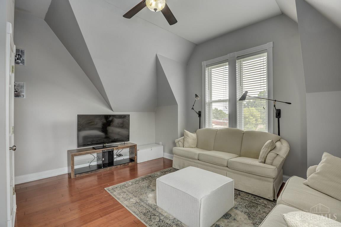 2151 Fulton Avenue 5