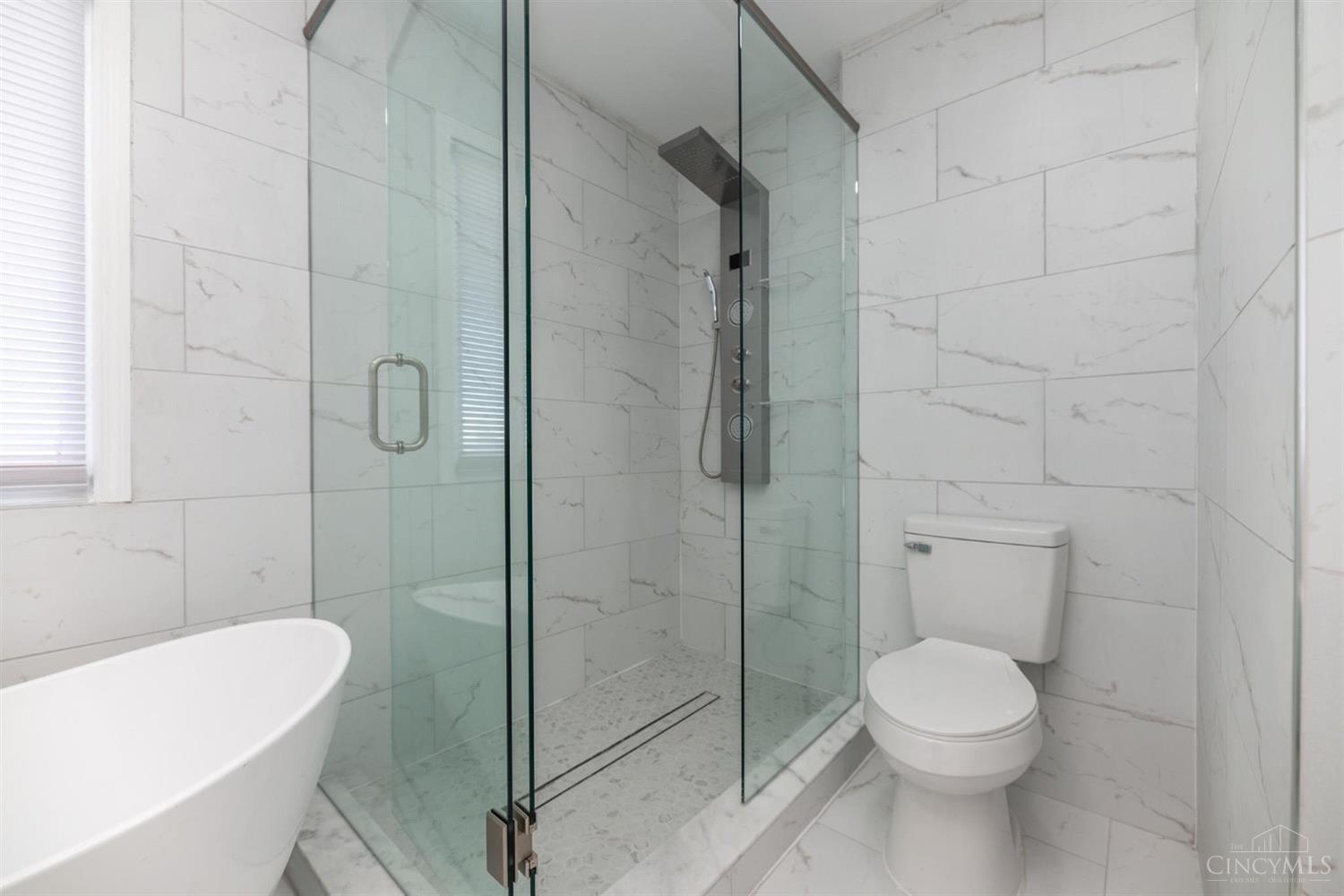 8237 Eagle Ridge Drive, West Chester, Ohio image 40