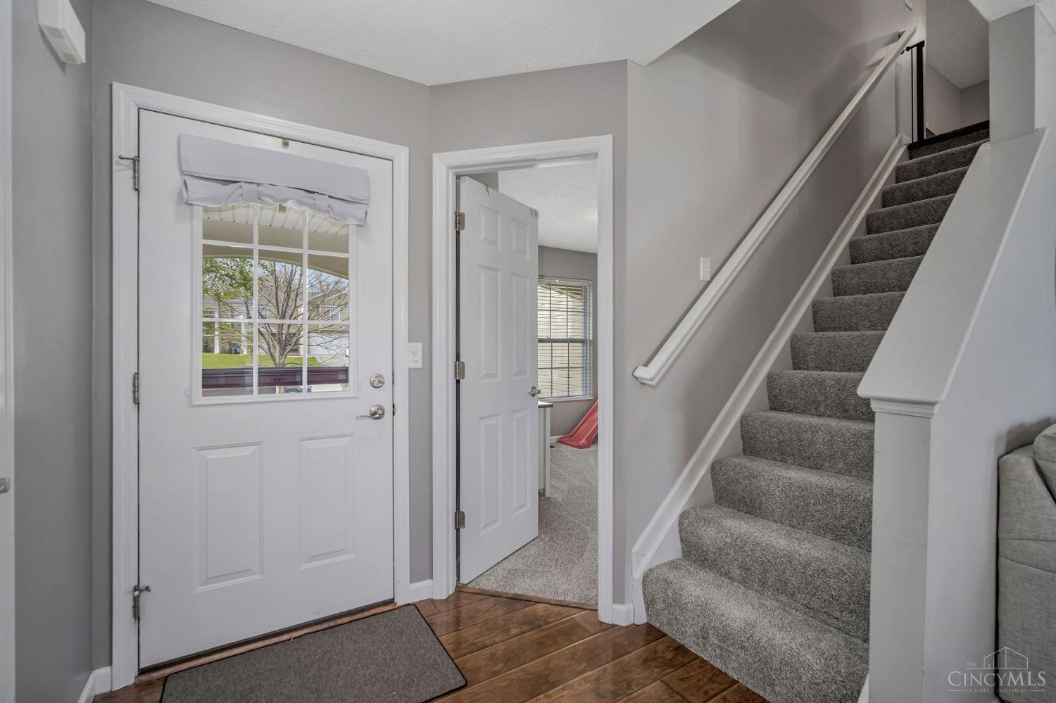 238 Timber Hill Drive, Hamilton, Ohio image 5