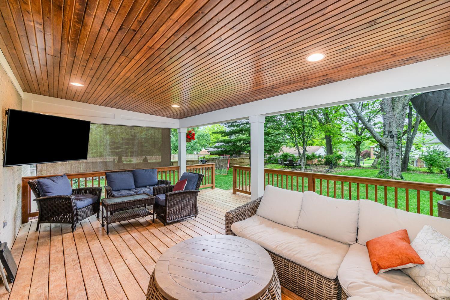 10128 Zig Zag Road, Blue Ash, Ohio image 32