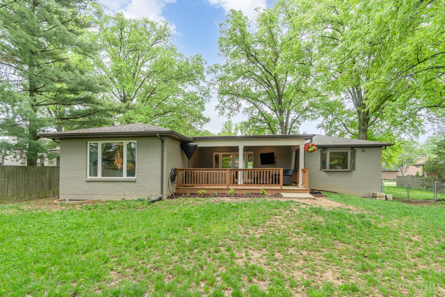 10128 Zig Zag Road, Blue Ash, Ohio image 34