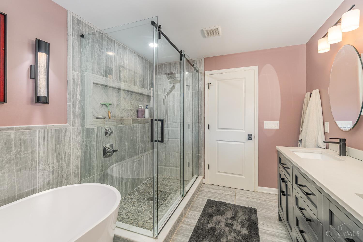 10128 Zig Zag Road, Blue Ash, Ohio image 19