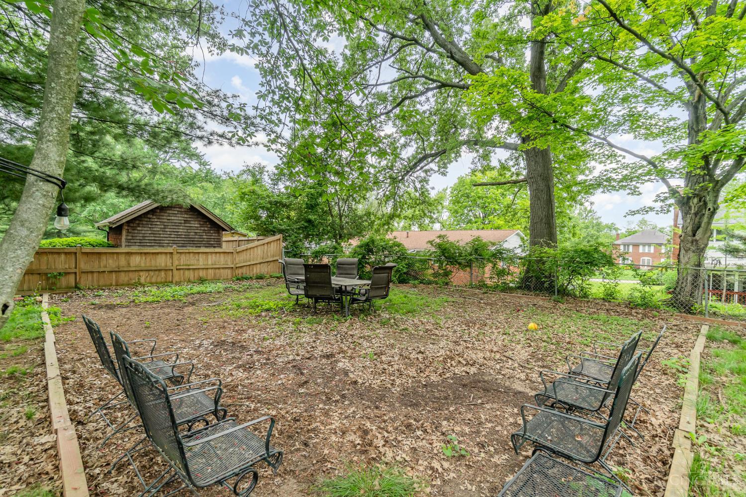 10128 Zig Zag Road, Blue Ash, Ohio image 36