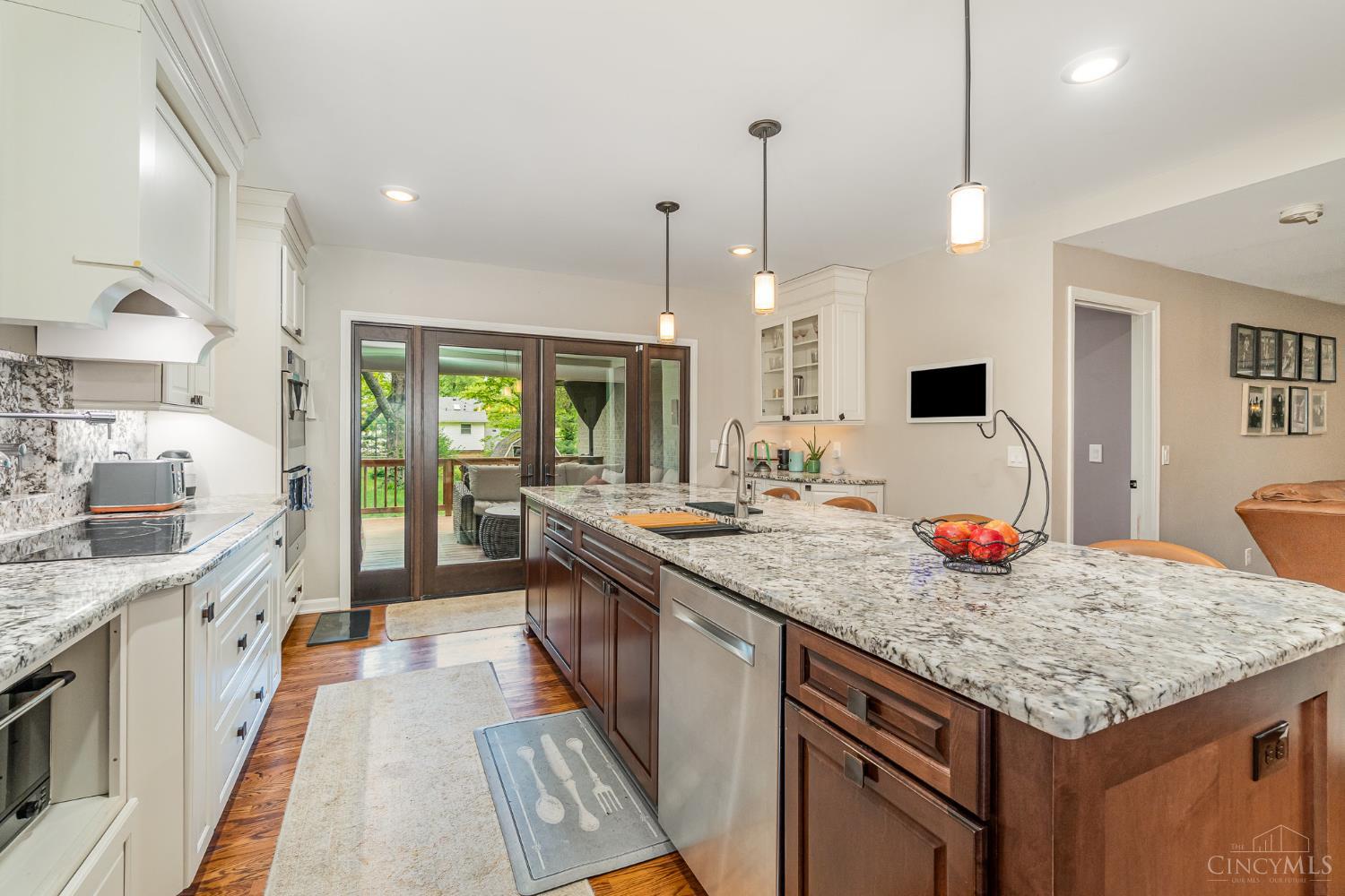 10128 Zig Zag Road, Blue Ash, Ohio image 11