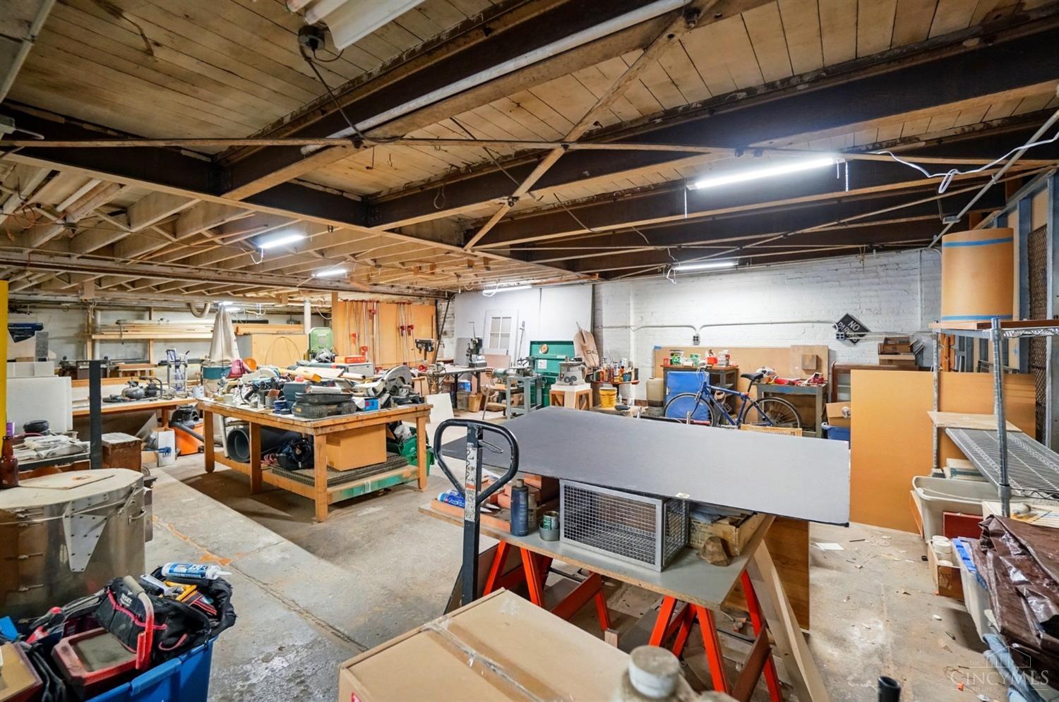 550 W Mcmicken Avenue