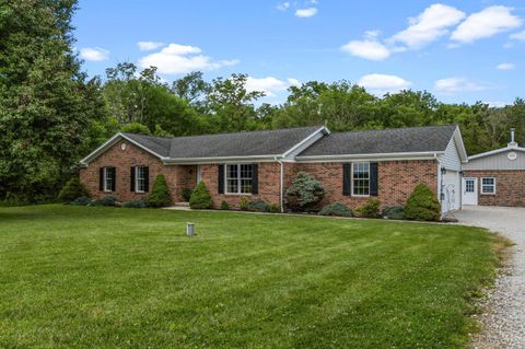 Photo of 1685 Oglesbee Road, Wilmington, OH 45177 (MLS # 1884663)