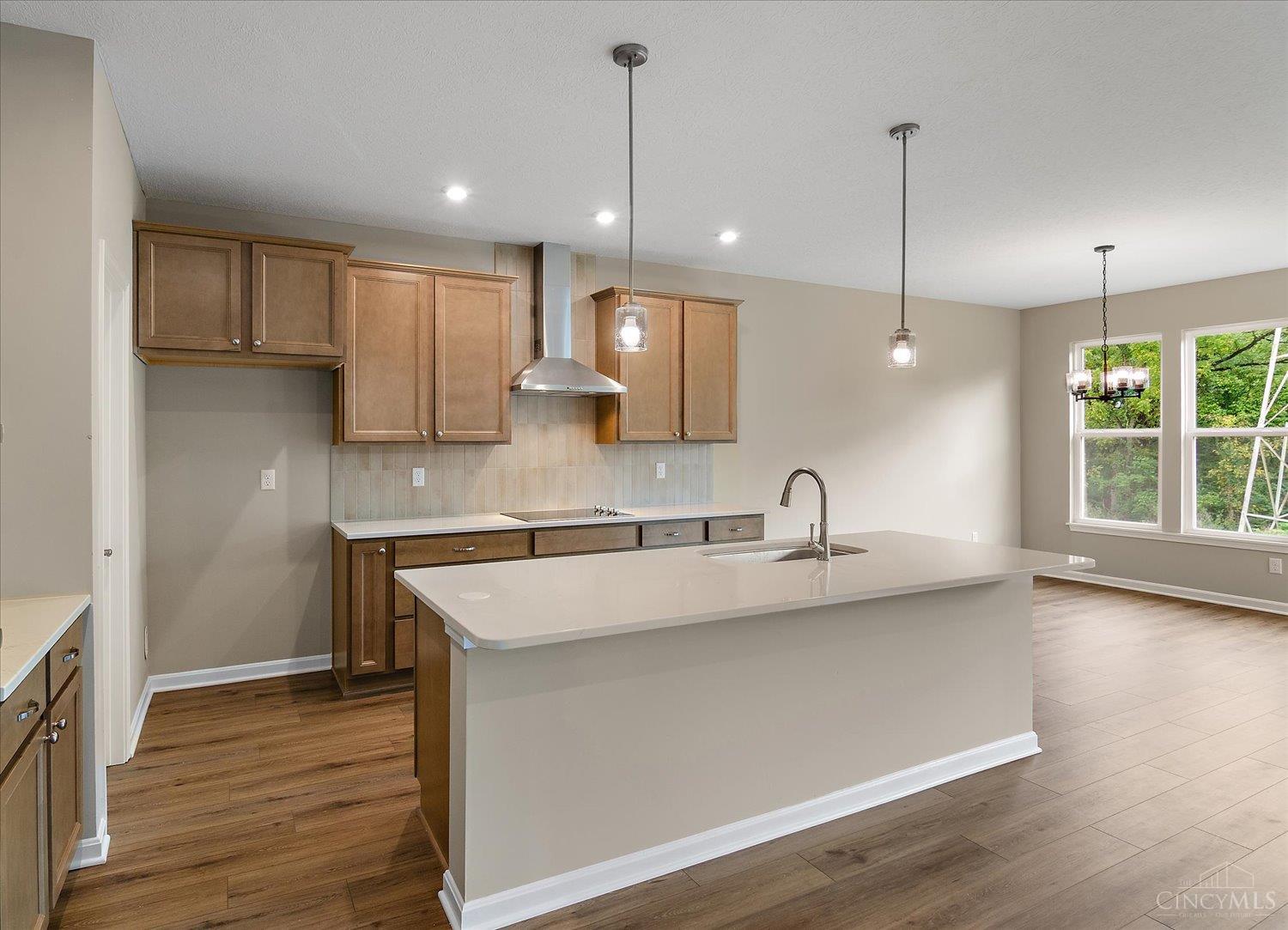 2552 Golden Leaf Drive