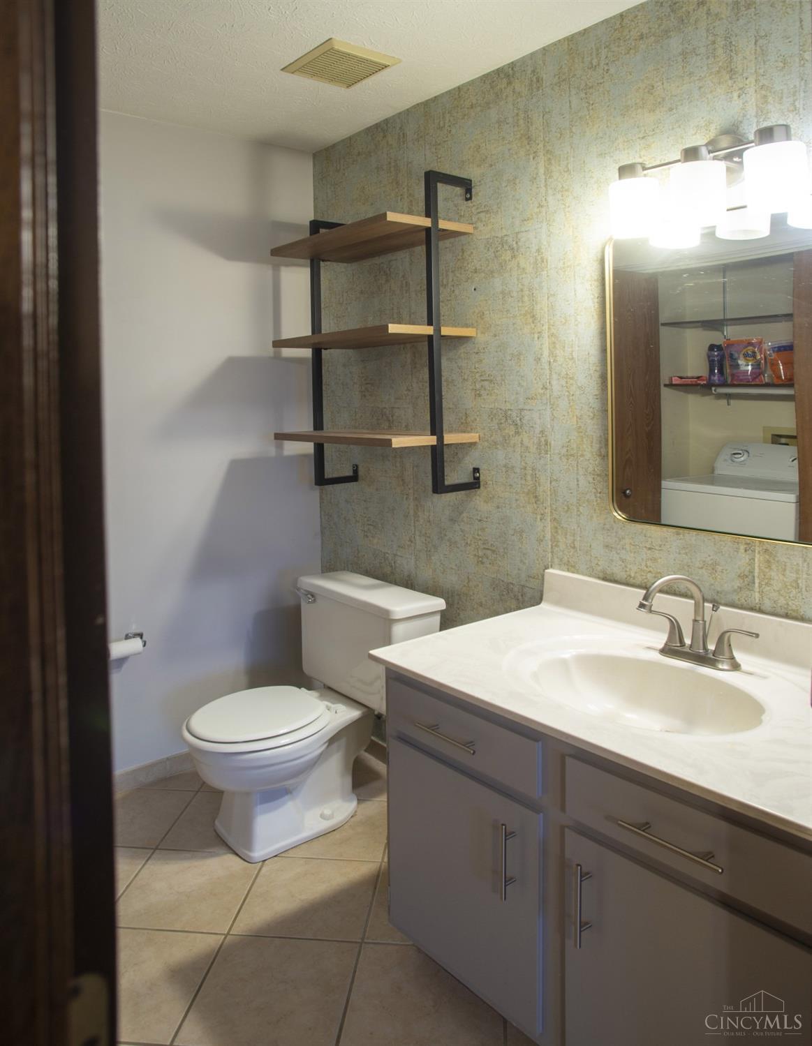 522 Riddle Road #24, Cincinnati, Ohio image 17