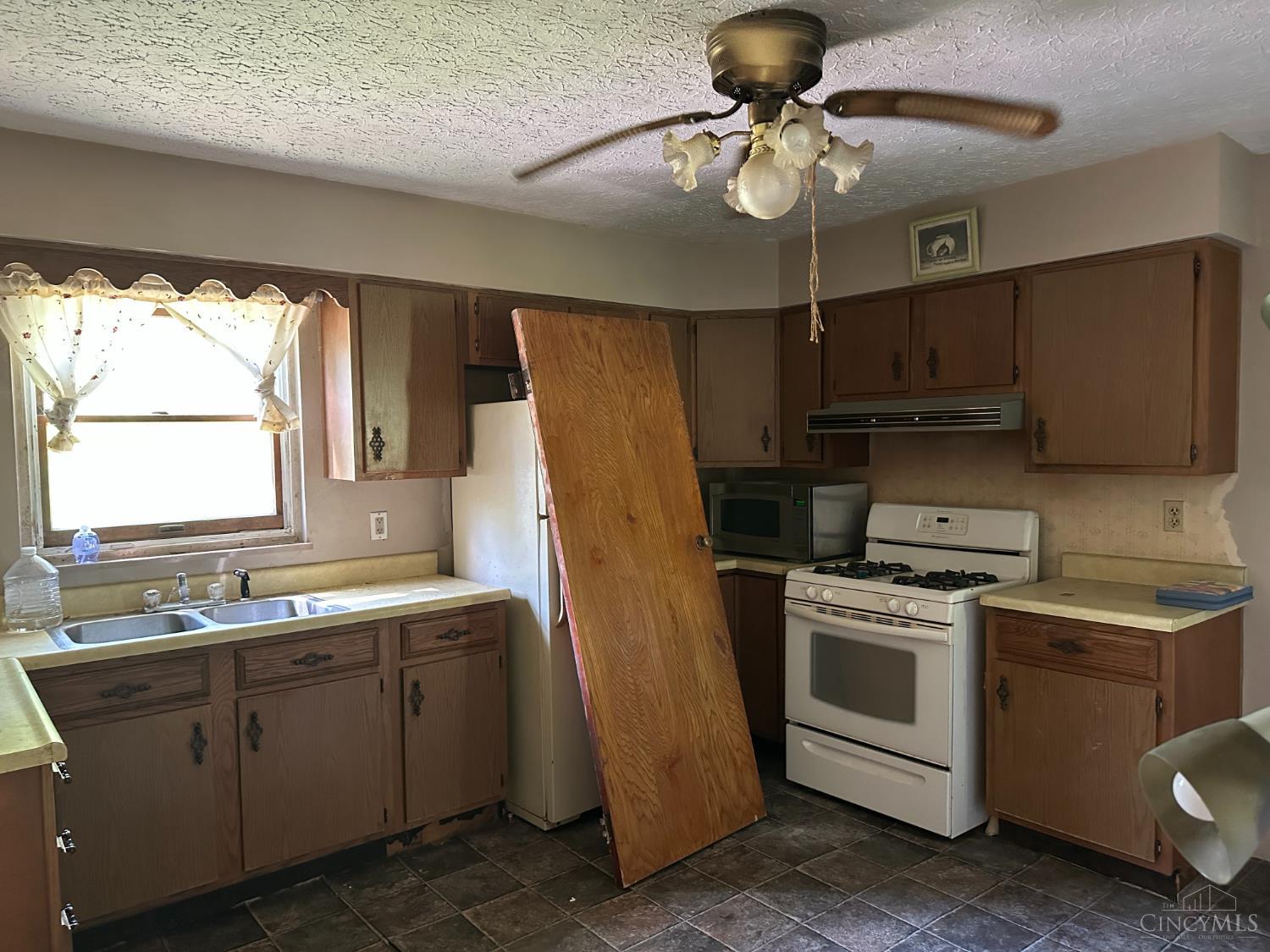 5104 Jonkard Road