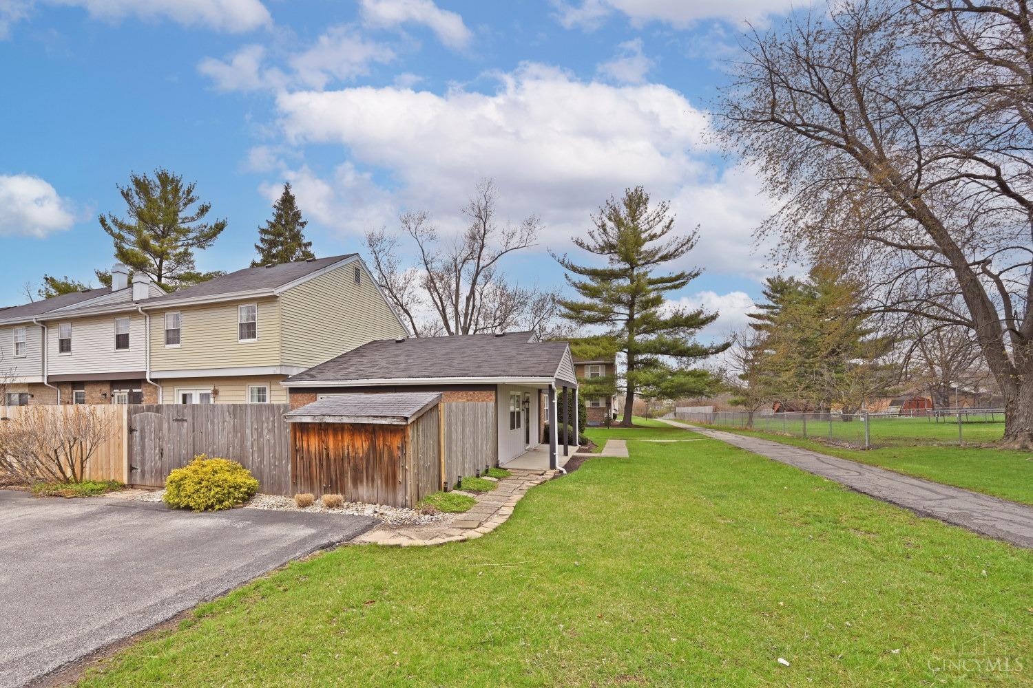 7622 Dover Court #107, West Chester, Ohio image 25