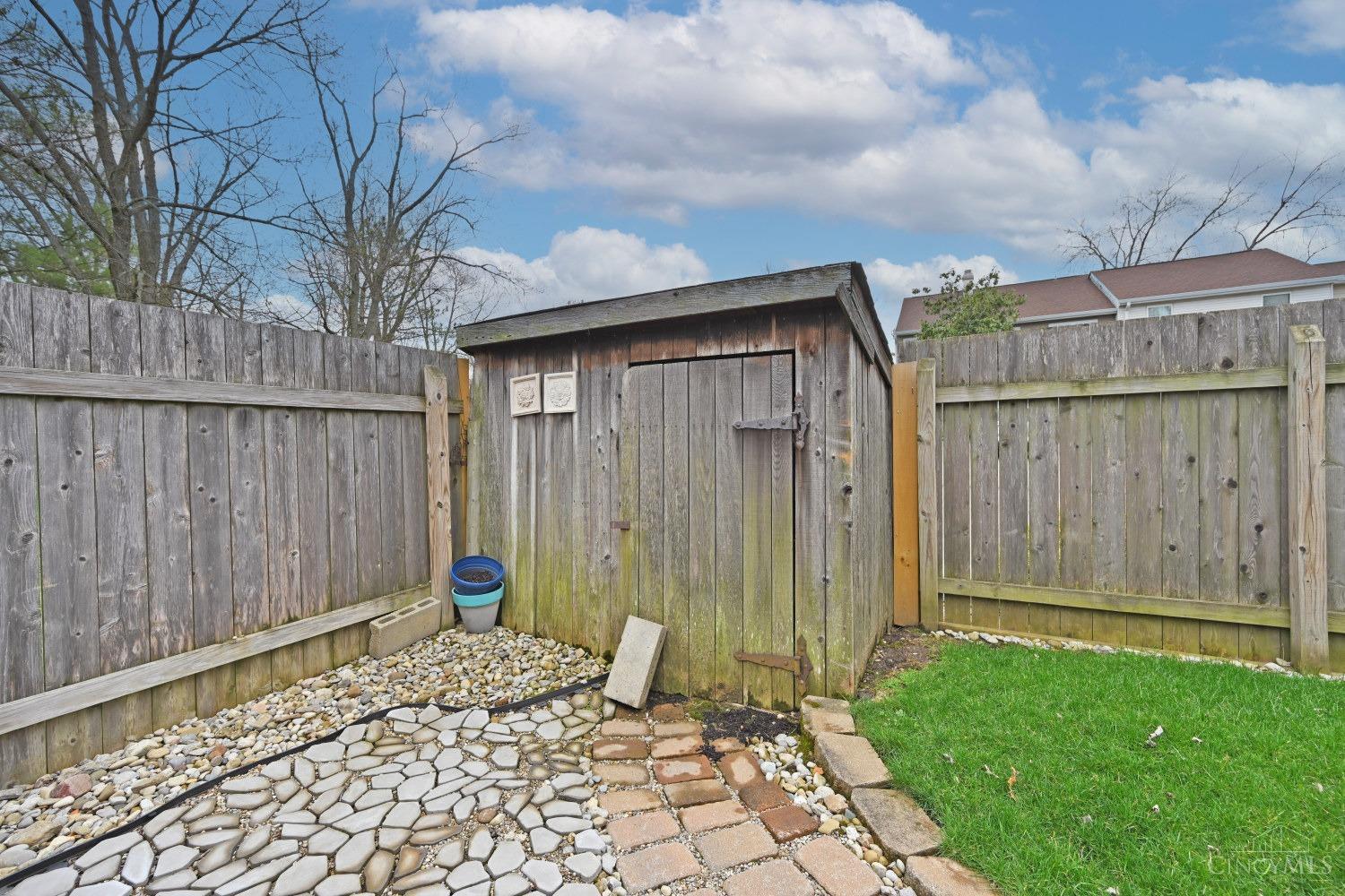 7622 Dover Court #107, West Chester, Ohio image 24