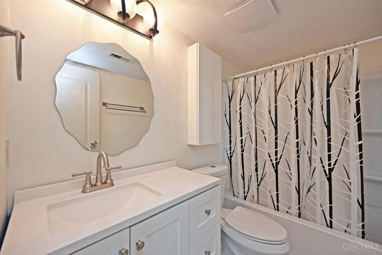 7622 Dover Court #107, West Chester, Ohio image 17