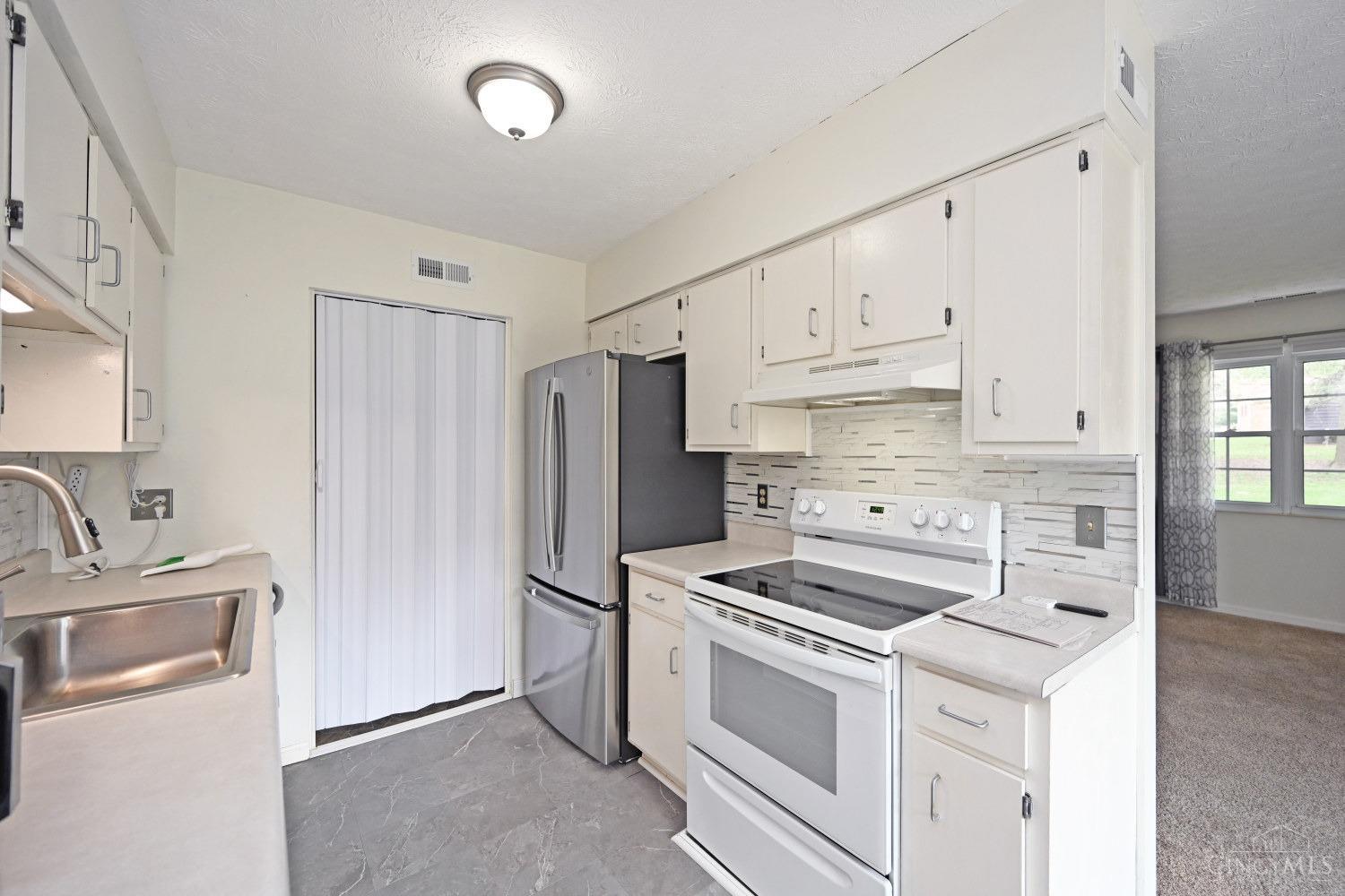 7622 Dover Court #107, West Chester, Ohio image 12