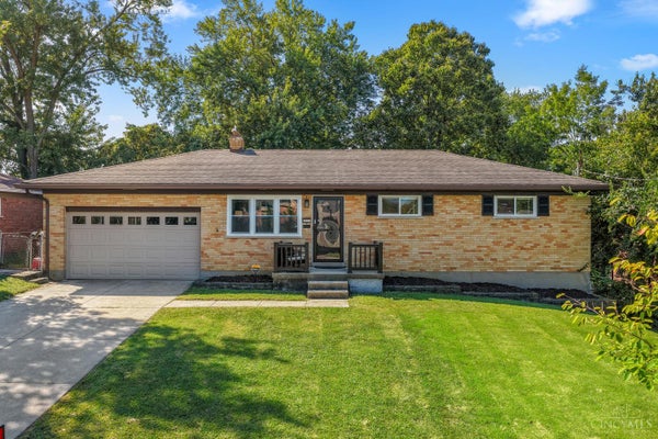 2801 JONROSE AVE, COLERAIN TWP, OH 45239 - Image f0d099cb488c33cdd4ebeecd9f159d1e/55445004