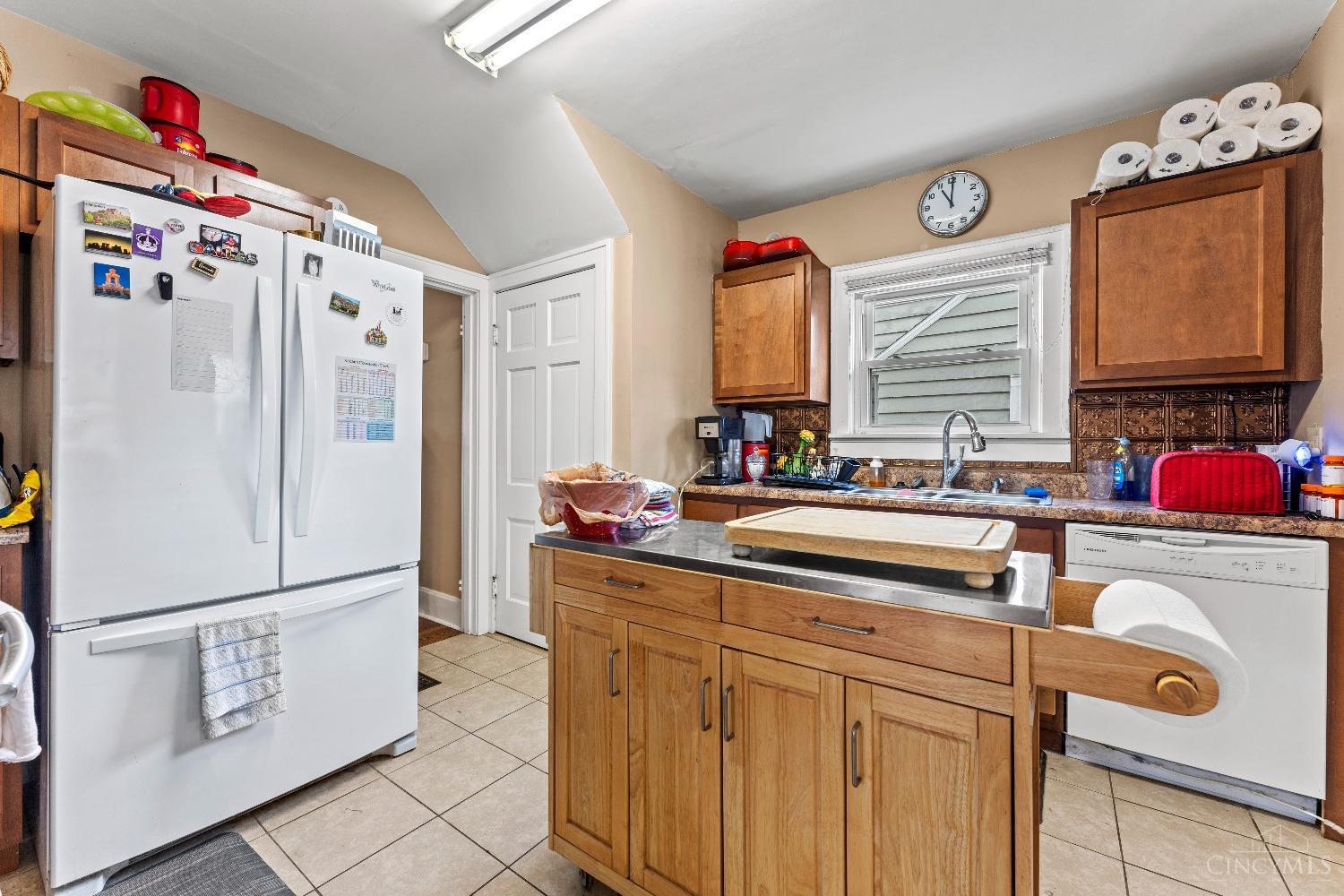 209 Kenwood Drive, Middletown, Ohio image 8