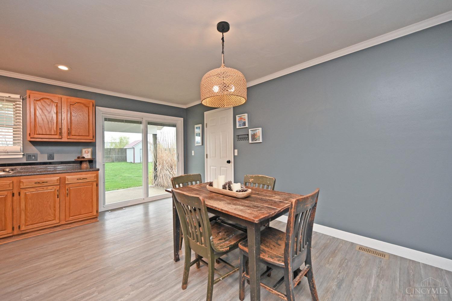 124 Glenavy Drive, Lynchburg, Ohio image 11