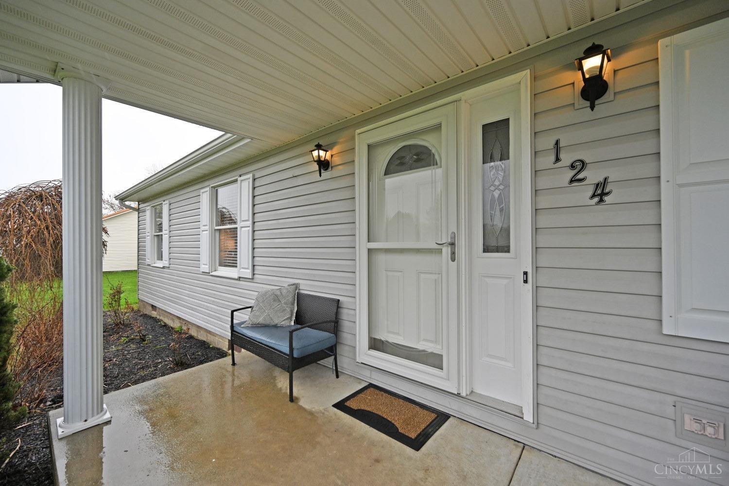 124 Glenavy Drive, Lynchburg, Ohio image 4
