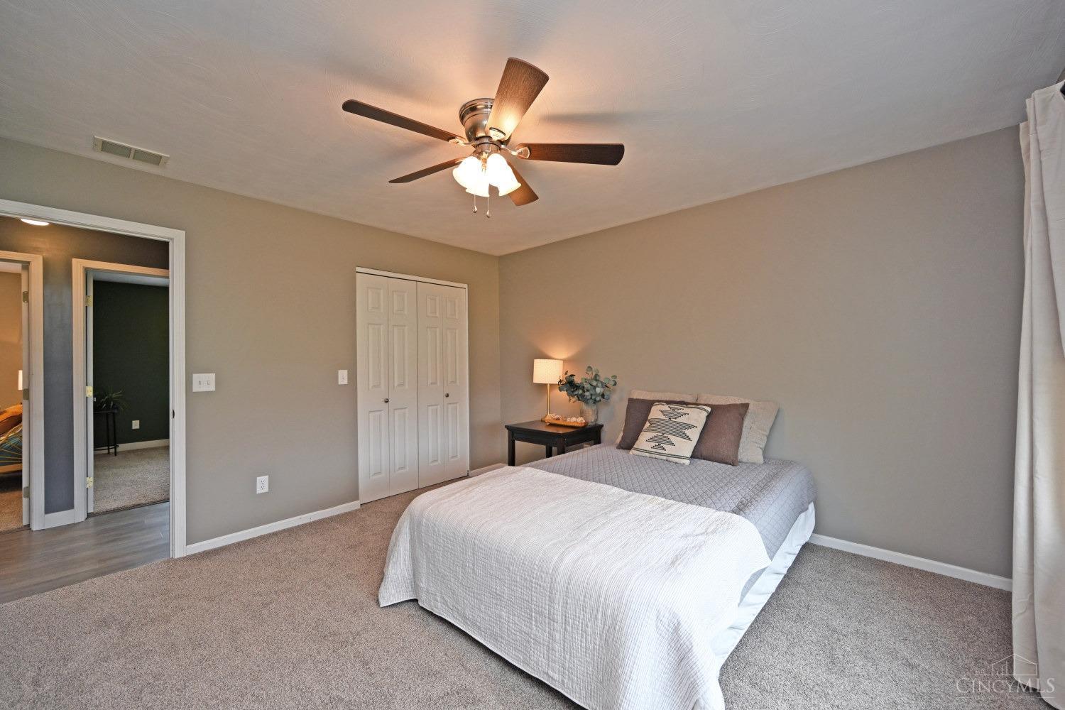 124 Glenavy Drive, Lynchburg, Ohio image 17