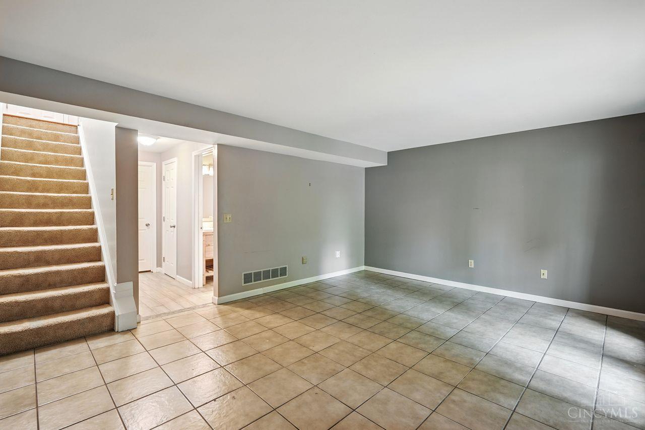 1027 Windsor Street, Cincinnati, Ohio image 27