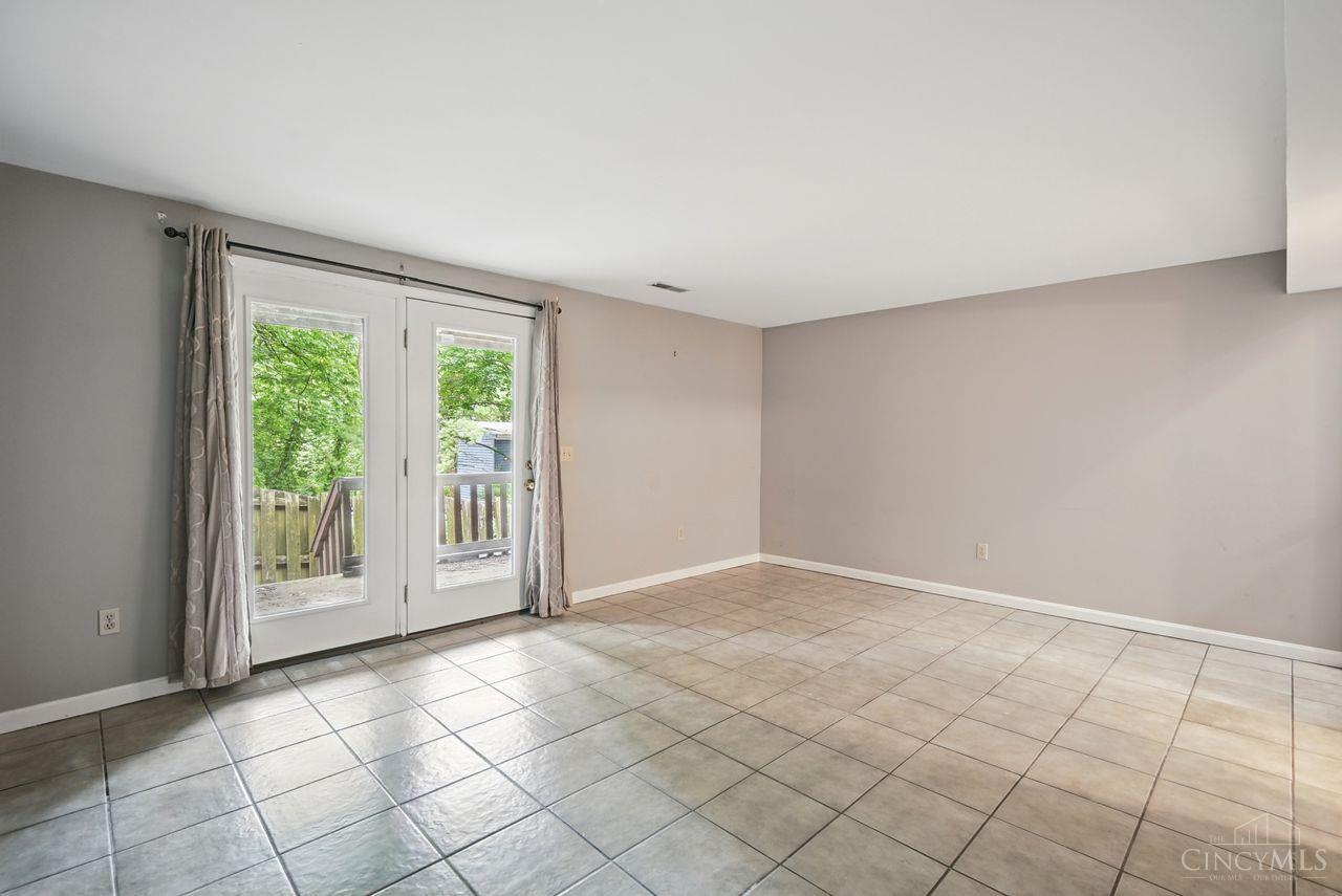 1027 Windsor Street, Cincinnati, Ohio image 26