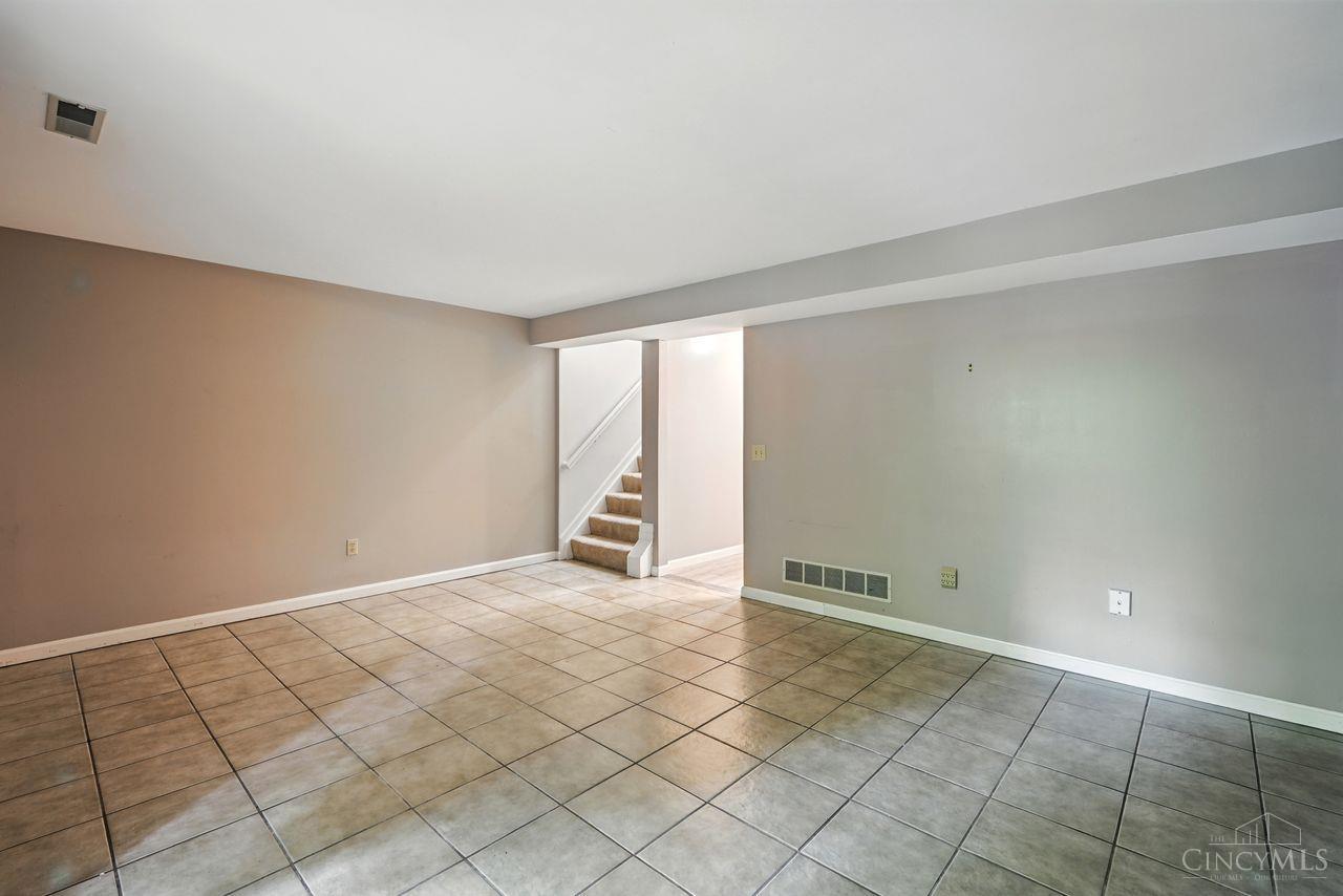 1027 Windsor Street, Cincinnati, Ohio image 25