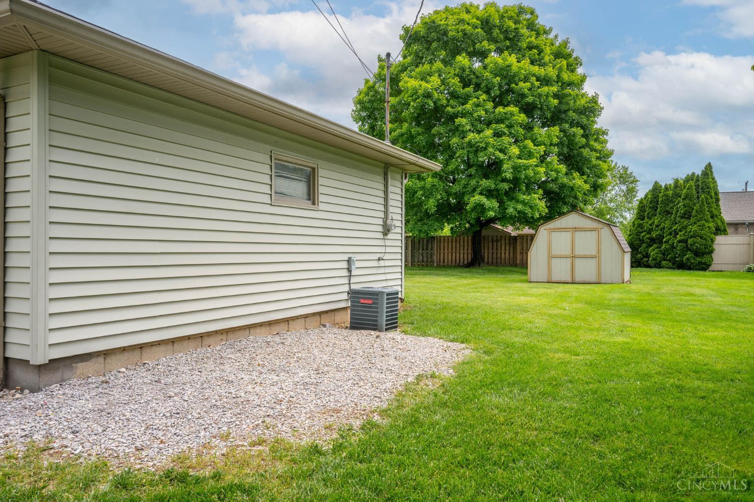 11126 Centennial Avenue, Blue Ash, Ohio image 32