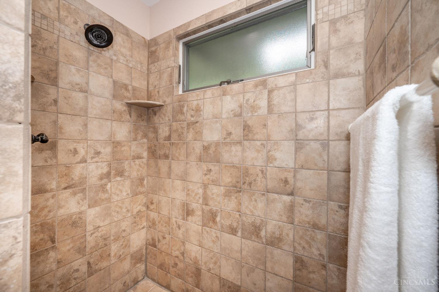 11126 Centennial Avenue, Blue Ash, Ohio image 26