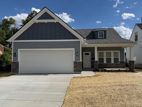 Photo of 2304 Wilbraham Road, Middletown, OH 45042 (MLS # 1878786)
