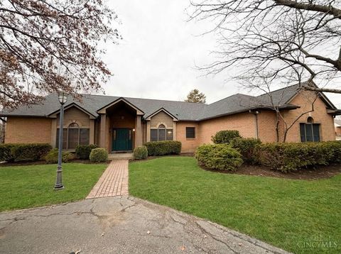 Photo of 7995 Crestway Road, Clayton, OH 45315 (MLS # 1867112)