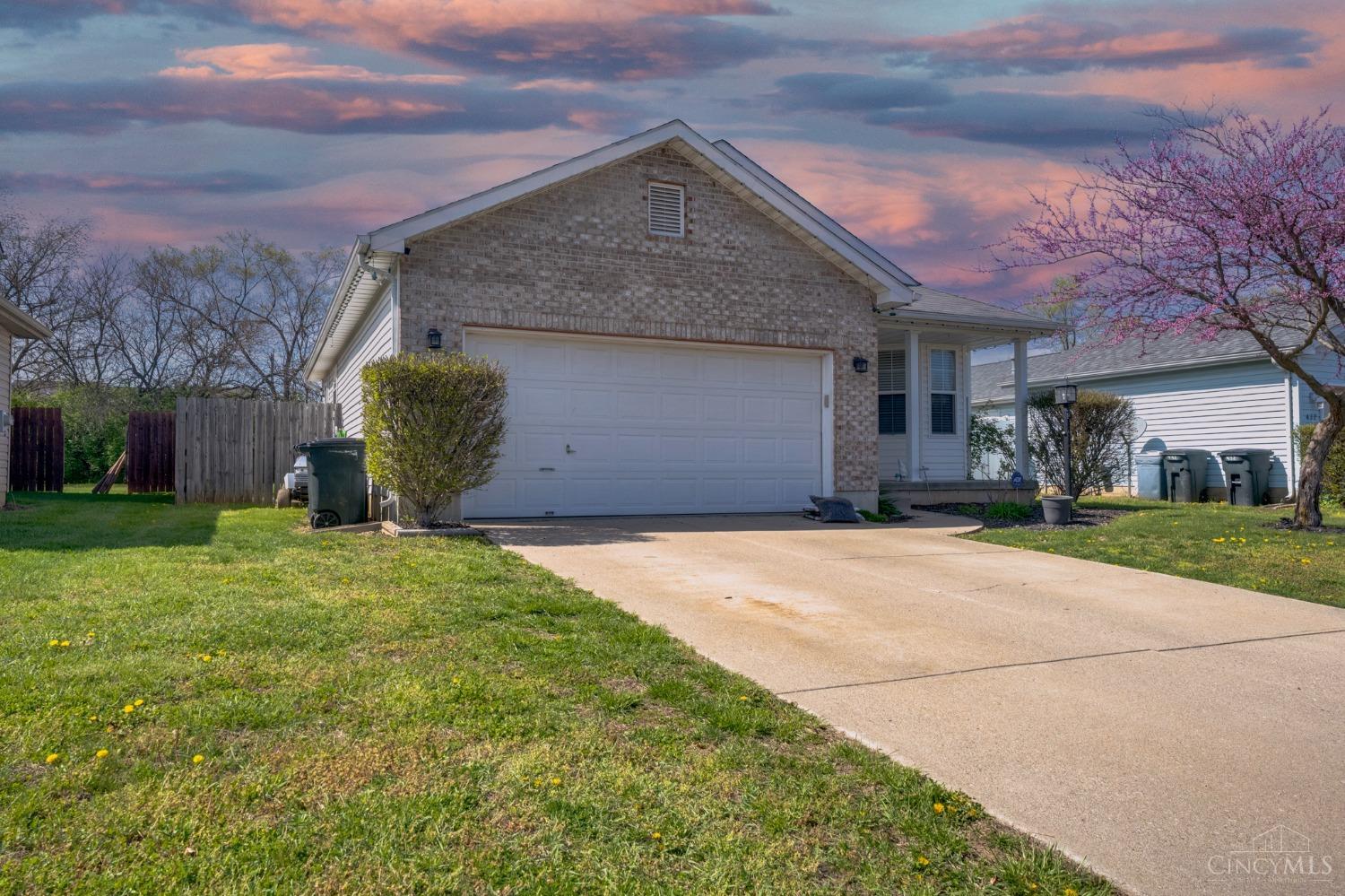 428 Peyton Drive, Trenton, Ohio image 2