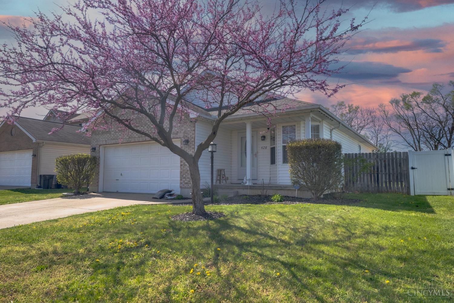 428 Peyton Drive, Trenton, Ohio image 1
