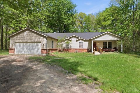 Photo of 1690 Woodville Pike, Goshen Township, OH 45140 (MLS # 1876752)