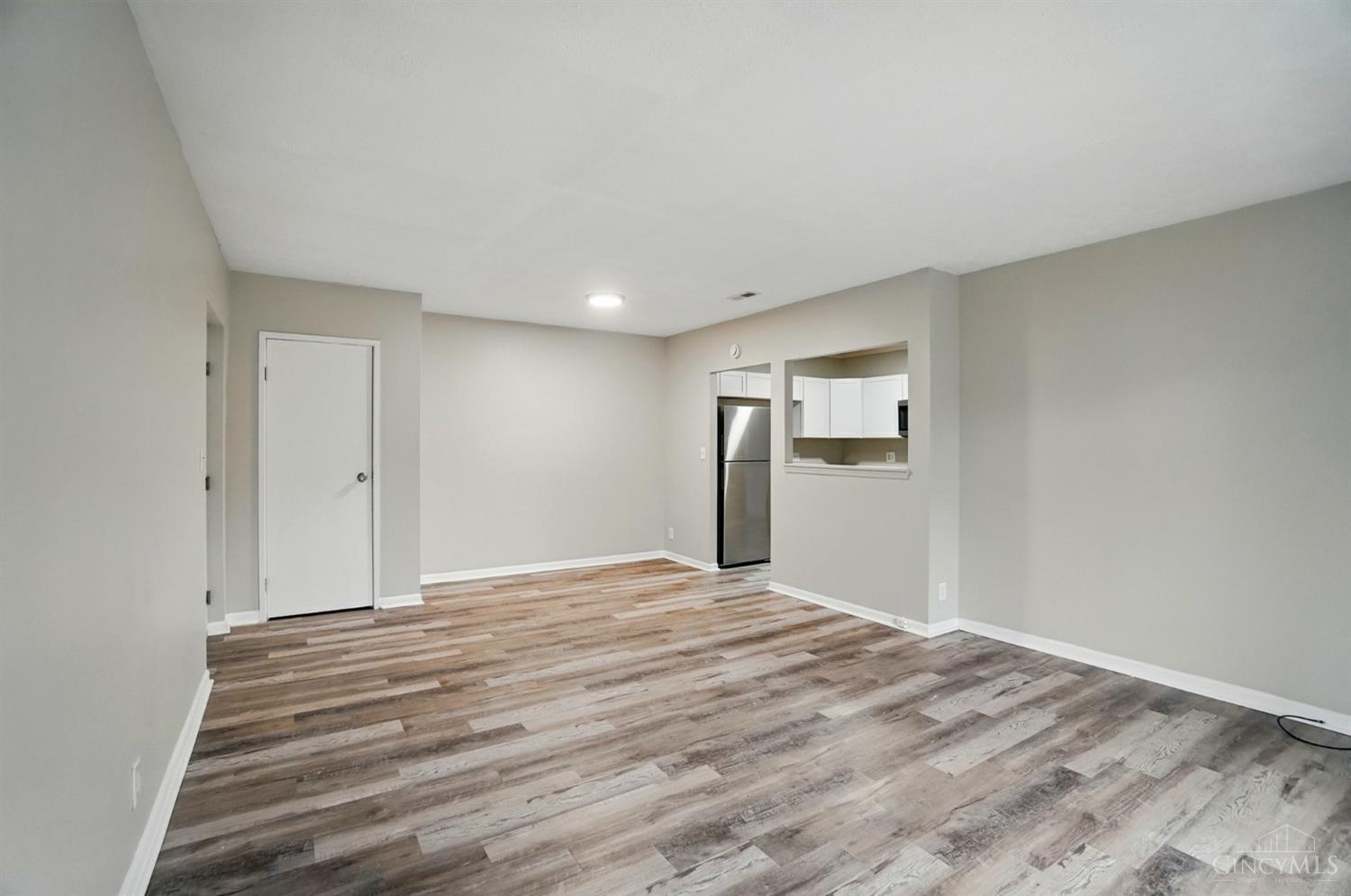 Delhi Twp, Ohio 45238, United States, 2 Bedrooms Bedrooms, ,2 BathroomsBathrooms,Residential,Active,145779