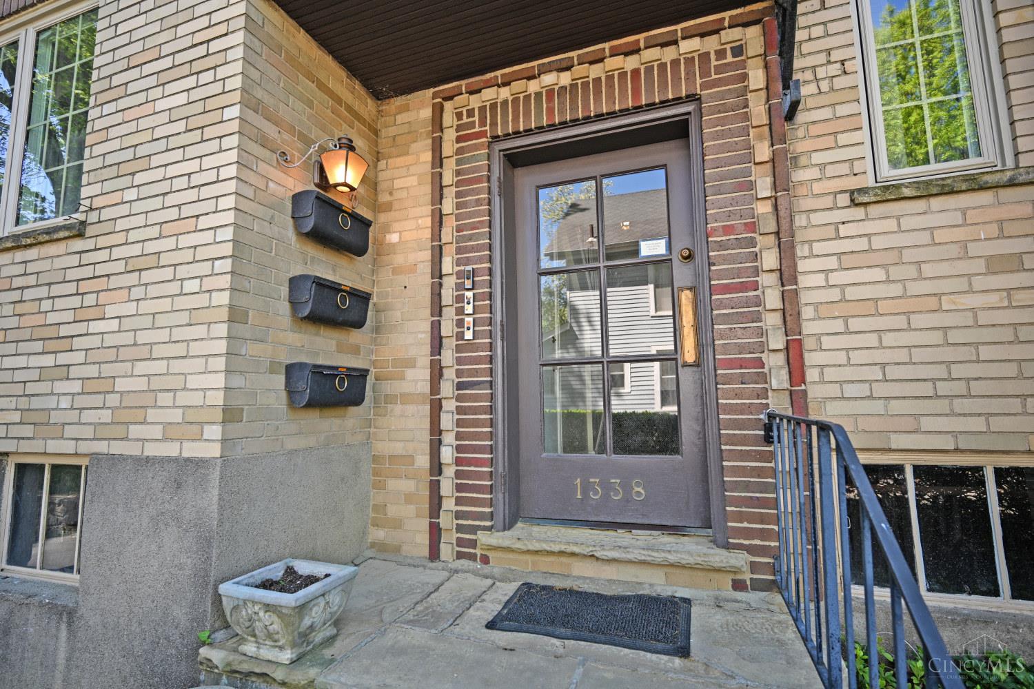 1338 Paxton Avenue 3