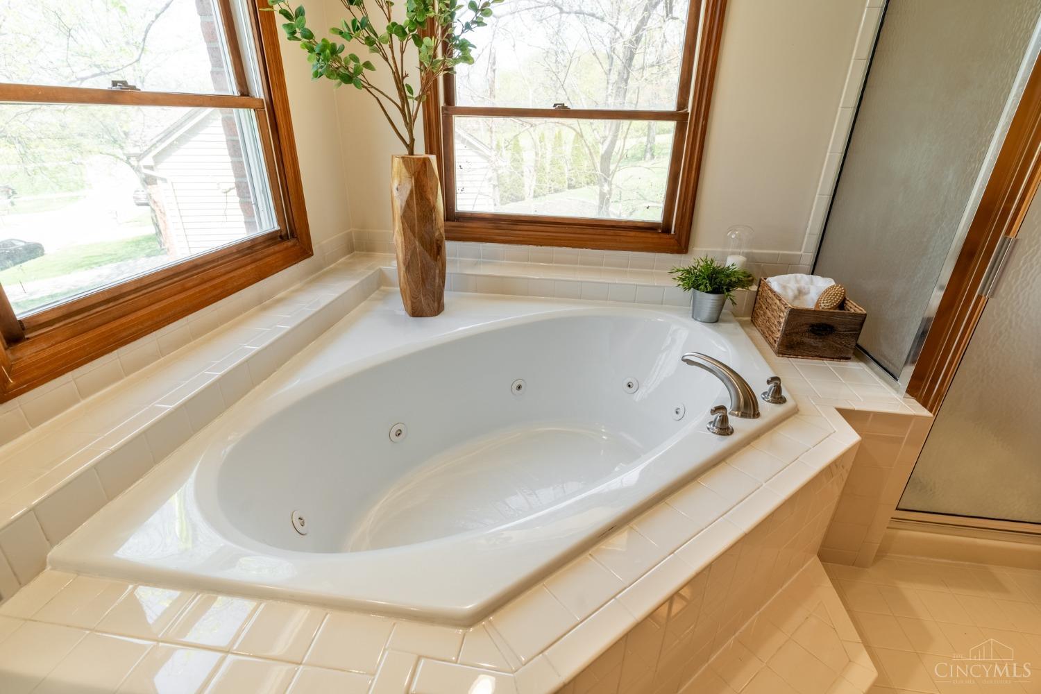7240 Falling Woods Drive, West Chester, Ohio image 37