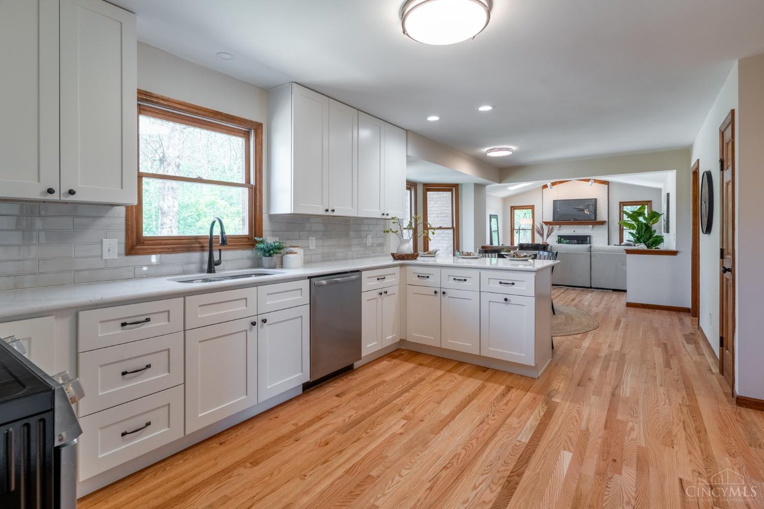 7240 Falling Woods Drive, West Chester, Ohio image 13