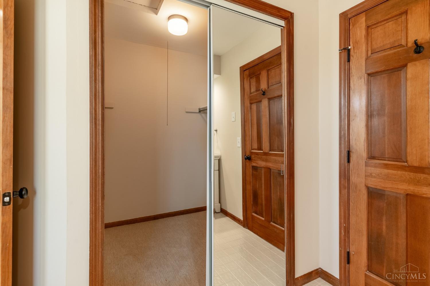 7240 Falling Woods Drive, West Chester, Ohio image 38