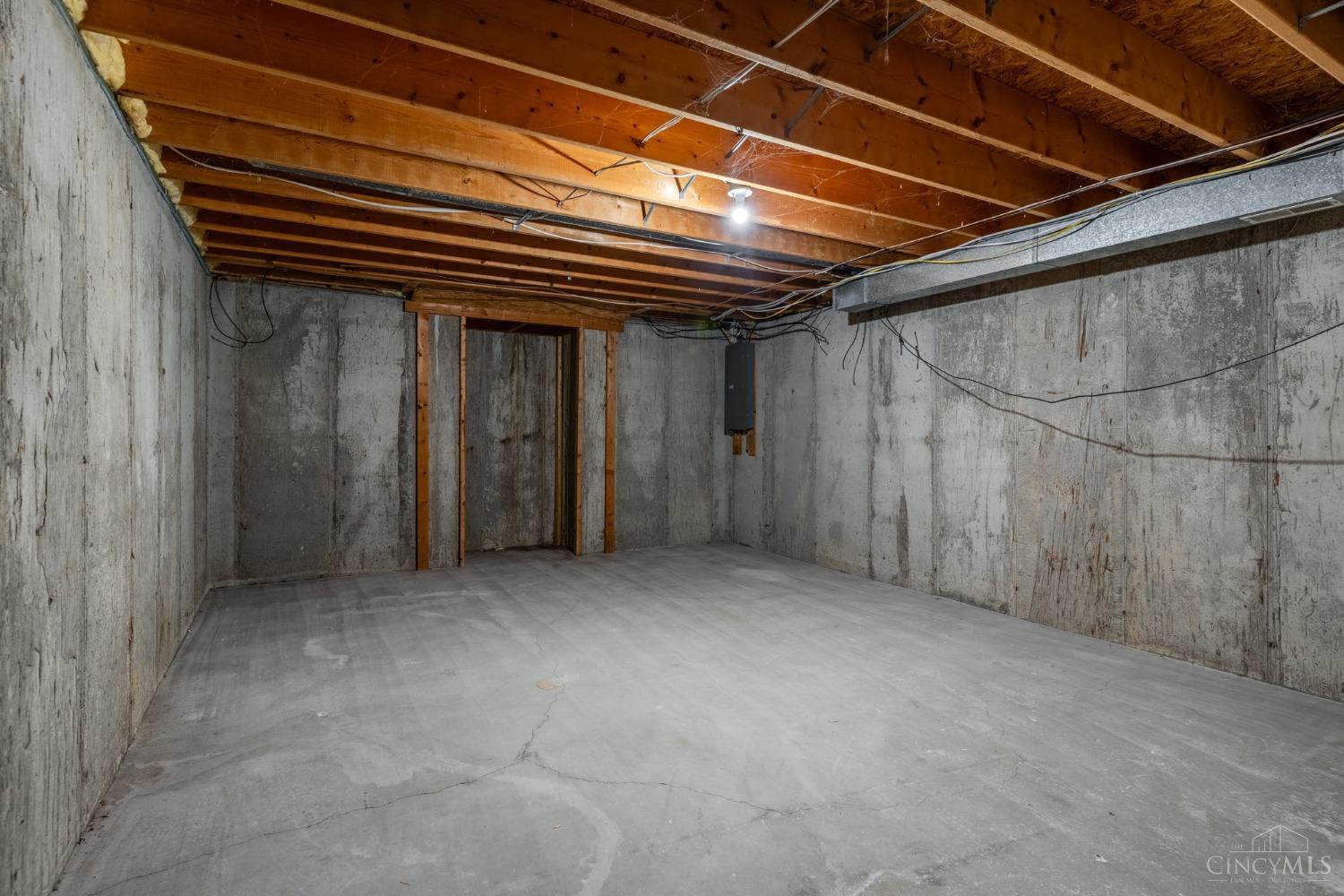 7240 Falling Woods Drive, West Chester, Ohio image 50