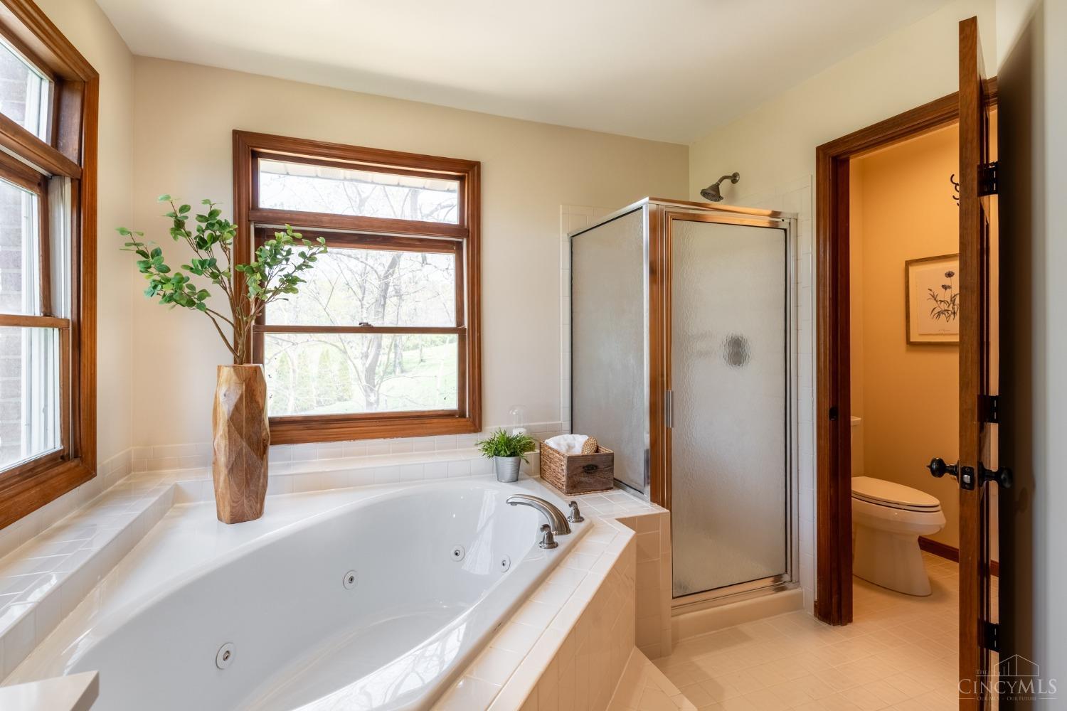 7240 Falling Woods Drive, West Chester, Ohio image 36