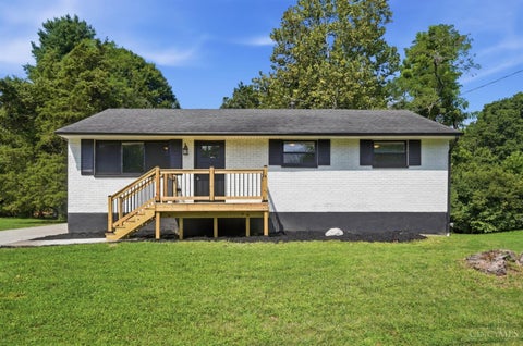Photo of 4687 Galaxy Lane, Union Township, OH 45244 (MLS # 1890053)