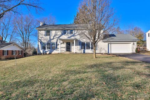 Photo of 504 Kenridge Drive, Middletown, OH 45042 (MLS # 1866912)