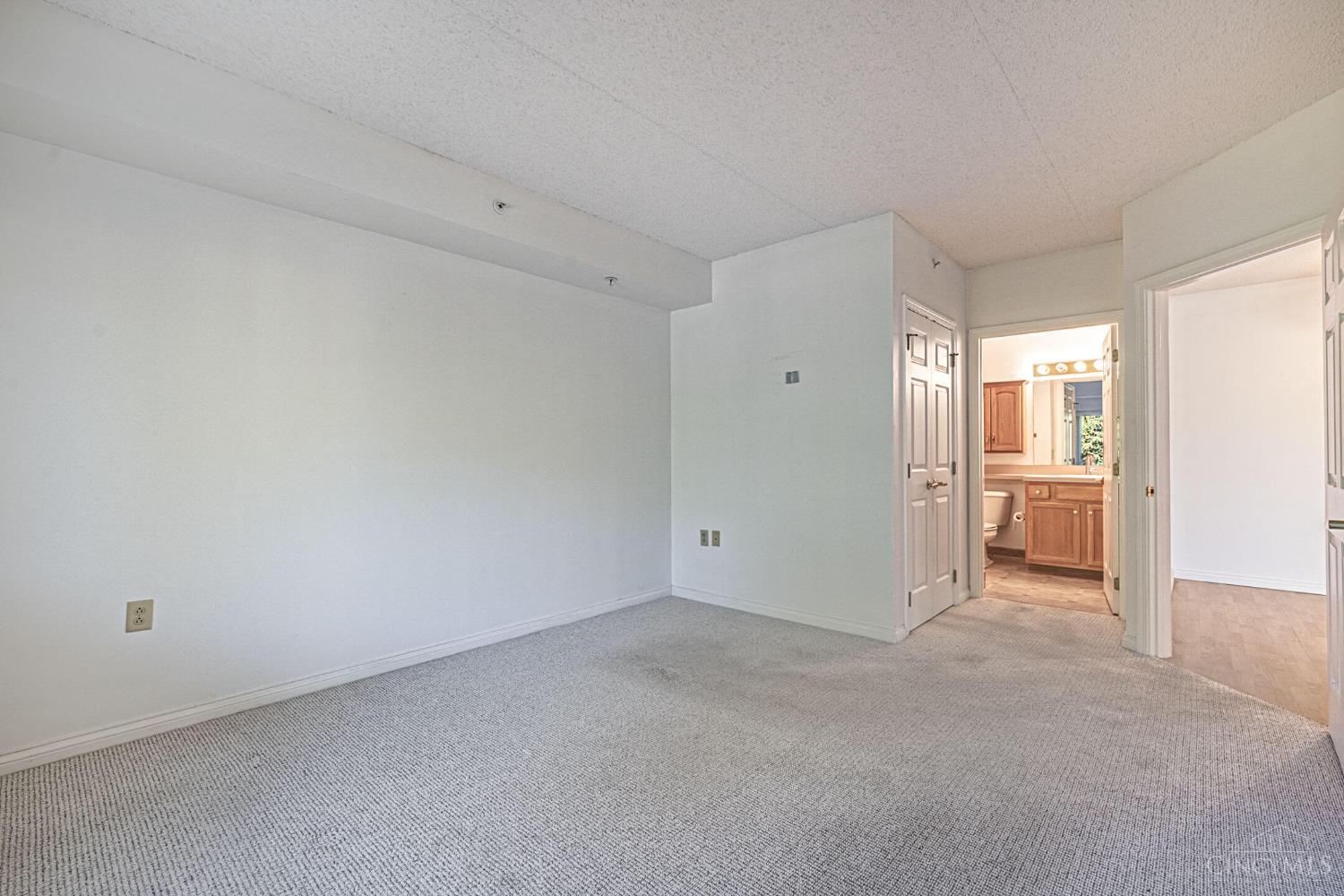 Dayton, Ohio 45440, United States, 2 Bedrooms Bedrooms, ,2 BathroomsBathrooms,Residential,Active,231259